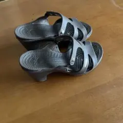 Crocs こげ茶サンダル　w5