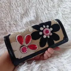 Think Bee シンクビー　マーガレット　長財布　黒　ビーズ
