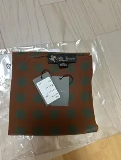 Alfa Romeo 茶色のドット柄ハンカチ