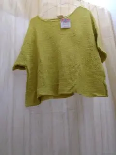 新品タグつき。チチカカ　ライムグリーン ニット トップス