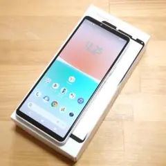 ほぼ無傷XPERIA 10 IV A202SO(W)外箱・ガラス付 SIMフリー
