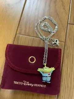 リトルグリーンメン ラインストーン クリスタル ネックレス