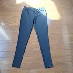 スポーツパンツ