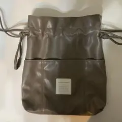 グレー 合成皮革 巾着型ポーチ
