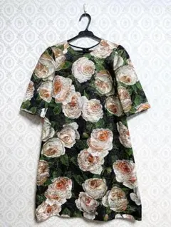 DOLCEu0026GABBANA ドルチェu0026ガッバーナ ローズワンピース
