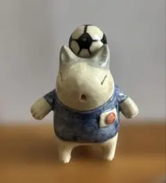 置き物　サムライブルー　サッカー猫
