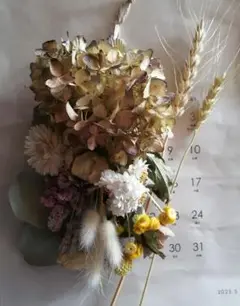 ②　ナチュラルスワッグ　ドライフラワー　くすみ色が秋っぽくて可愛い