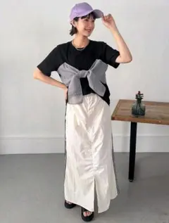 【SHEIN/XLサイズ!!!】リボン付きブラック半袖Tシャツ