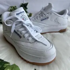 Reebok Classic ホワイト スニーカー クラブシーエクストラ 厚底