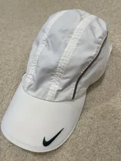 Nike Dri-FIT ホワイト ランニングキャップ