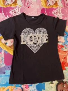 黒いハート型LOVEプリントTシャツ　120センチ