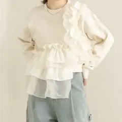 【9/30まで値下げ】 KBF フリルドッキングスウェット