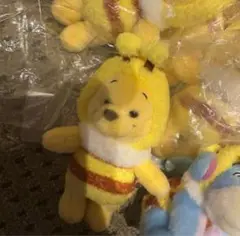 ディズニーストア　ハチ　プーさん　ぬいぐるみマスコット
