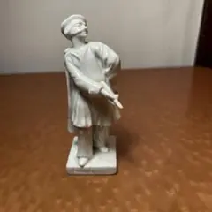 ジノリ　陶磁器製の人形