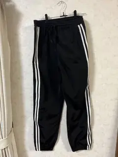 OY ブラック ナイロンパンツ サイドストライプ