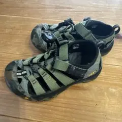 KEEN カモフラージュ サンダル　18センチ