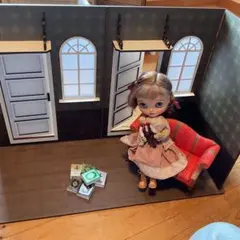 ブライスサイズ　大きなドールハウス