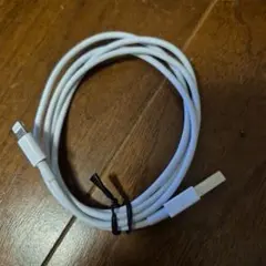 ホワイト Lightningケーブル 約1メートル　タイプA