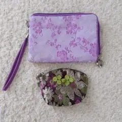 美品【台湾土産】刺繍シルクポーチと小銭入れ2個セット