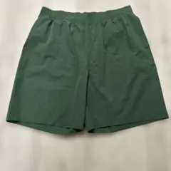 ファミマ　ショートパンツ　カーキ　Lサイズ
