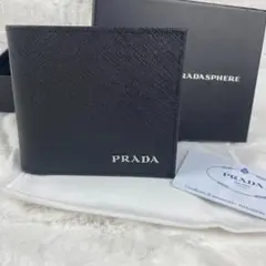 PRADA ブラック 二つ折り財布