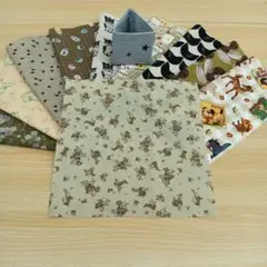 ★A716★ カットクロス/プリント生地/国産/25cm×25cm/10点