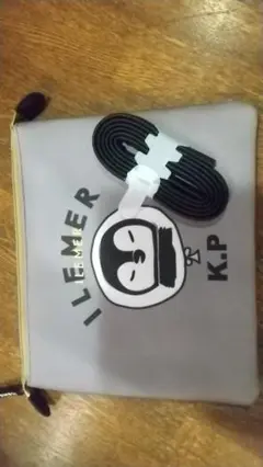 ILEMER キャラクターショルダーバッグ グレー