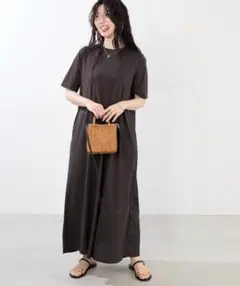 MICA&DEAL マイカアンドディール クルーネックフレアワンピース