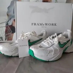 新品☆FRAMe WORK ☆ナイキウィメンズV2ラン
