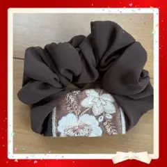 ブラウン刺繍シュシュ直径約12cm