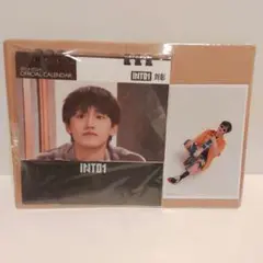 ☆INTO1 オフィシャルECOカレンダー 卓上カレンダー 中国 アイドル 劉彰