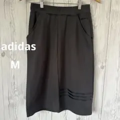 美品☆ adidas NEO アディダスネオ スカート 定価￥6000⟡.·