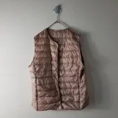 E37　UNIQLO　ダウンベスト　XL　レディース