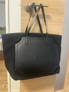 GIVENCHY ブラック トートバッグ
