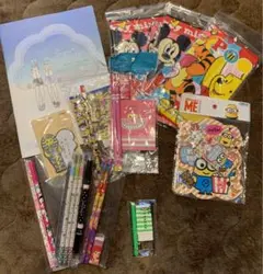 文房具　まとめ売り　ノート　メモ　鉛筆　消しゴム　ハンカチ