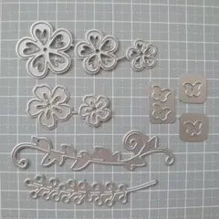 【中古品】【注意書きあり】カッティングダイ　花と葉・蝶々
