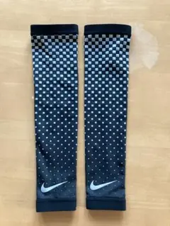 Item thumbnail for item f9c898cb-8d9f-46be-88dc-6c420d1620a0