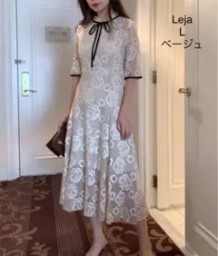 ●Leja ベージュ 総レースベロアリボン花柄ドレス・ワンピース