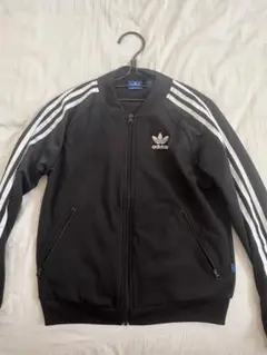 adidas トラックジャケット