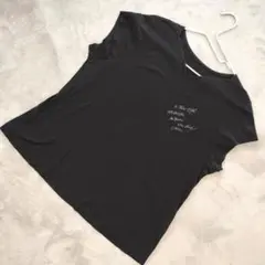 ✨大きいサイズ XL✨ tille`tour Vネック ロゴTシャツ ブラック