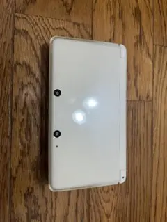 ニンテンドー3DS ホワイト 本体＋ソフト3つ　※タッチペン無し