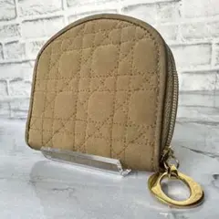 Item thumbnail for item 05ceebc0-f8a9-45b8-ab6c-a45254ab4f9f