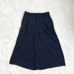 H146 ユニクロ　ワイドパンツ　ネイビー　タック