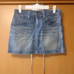■Levi Strauss & Co. デニムミニスカート