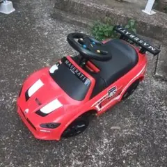 マセラティ　子供用　足こぎカー乗用玩具