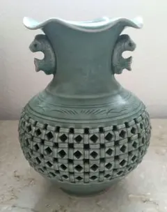 美品　唐津焼 宸山窯 鶴 壺 花器 木箱　共箱 久峰陶苑　送料無料　骨董　和風 美品 唐津焼 宸山窯 鶴 壺 花器 木箱 共箱 久峰陶苑 送料無料