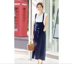 モズ　ネイビー デニム サロペット