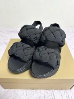 STEVEMADDEN スティーブマデン　ボリュームソールサンダル　24cm 黒