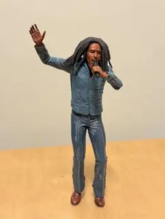 完売　入手困難　BOB MARLEY生誕 80年周年 記念フィギュア　正規品 完売 入手困難 BOB MARLEY生誕 80年周年 記念フィギュア 正規品