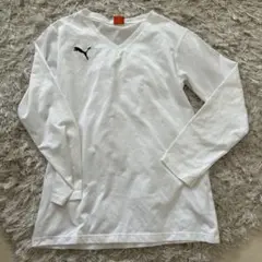 PUMA ホワイト Vネックシャツ 150